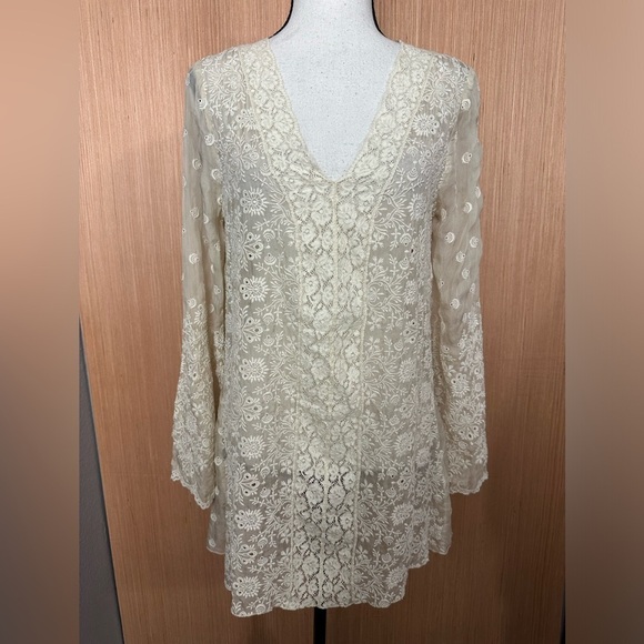 Johnny Was 4 Love & Liberty Ivory Embroidered Silk Top, Size Small (v) - Picture 1 of 7